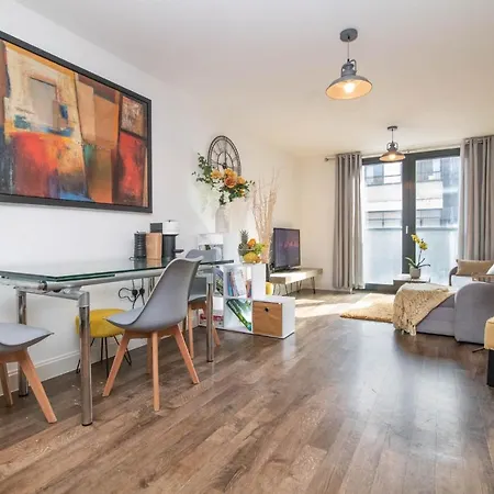 Apartment Vibrant 2 Bed 2 Bath Free Parking In Chinatown