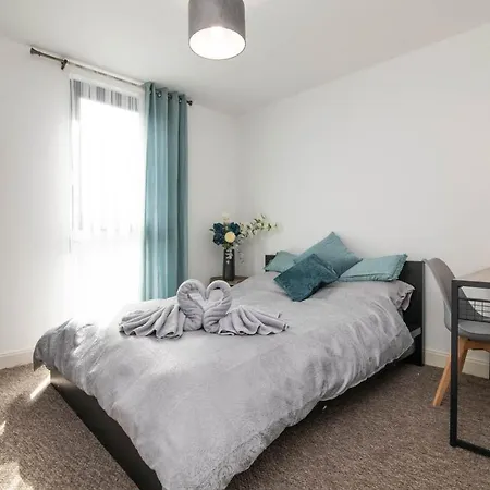 Vibrant 2 Bed 2 Bath Free Parking In Chinatown