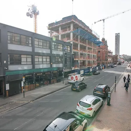 Apartment Vibrant 2 Bed 2 Bath Free Parking In Chinatown Birmingham